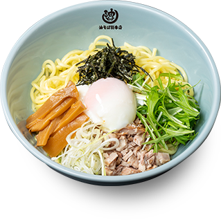 温玉 油そば Abura soba Topped with a Soft-boiled Egg